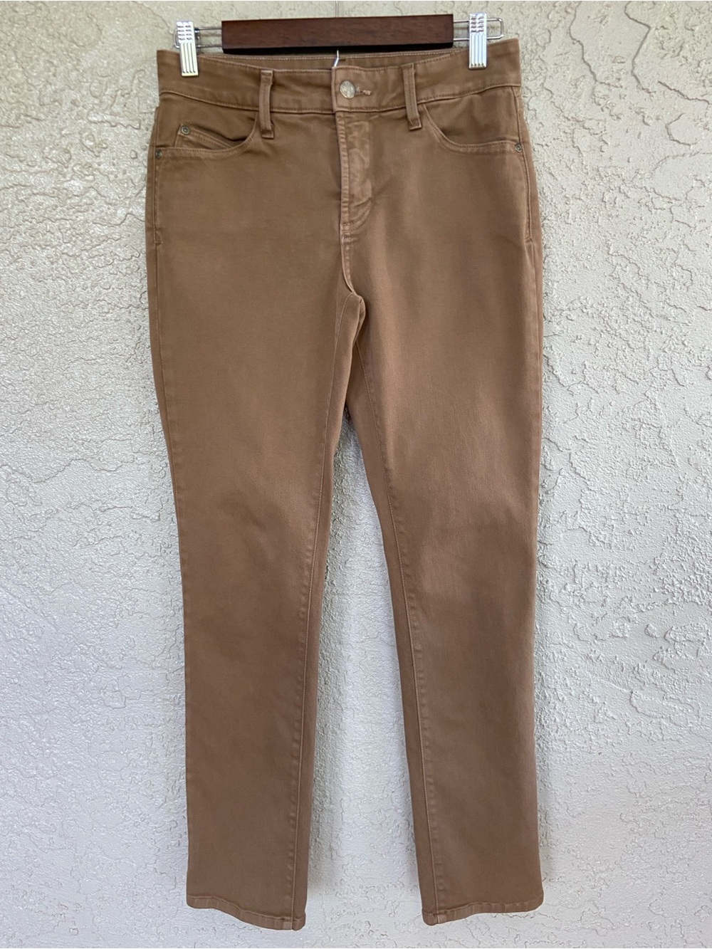 NYDJ  Mid Rise LEGGING Stretch Jeans in Camel Brush Demin Size 2